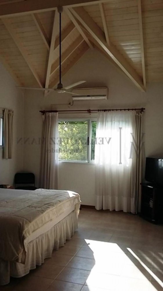 Casa T3 em Esteban Echeverria, Argentina N.º 139