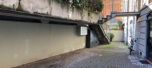 3-salle Appartement à Parma, Italy No. 297204 15