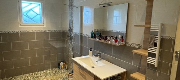 3 bedrooms House in Vitry-le-Francois, France No. 77005 11