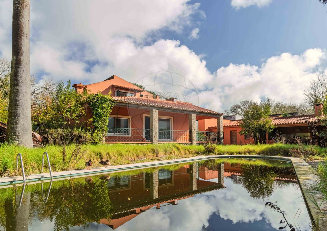 5 bedrooms Villa in Sintra, Portugal No. 50761