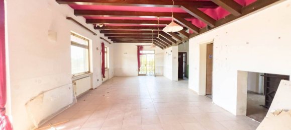 5-salle Bâtiment à Trieste, Italy No. 338651 17