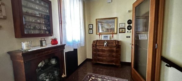 5 bedrooms House in Padua, Italy No. 349371 18