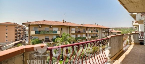 3 Schlafzimmer Wohnung in Catania, Italy, Nr. 321169 8