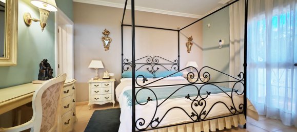 4 bedrooms Villa in Marbella, Spain No. 136404 16