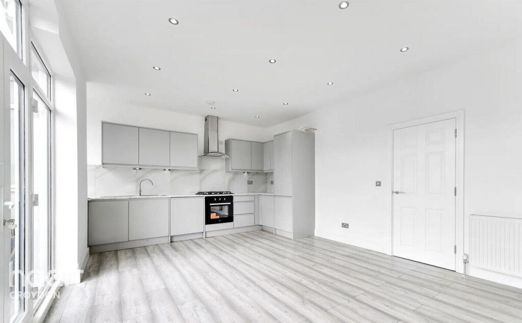 3 bedrooms Apartment in Croydon, United Kingdom No. 4896