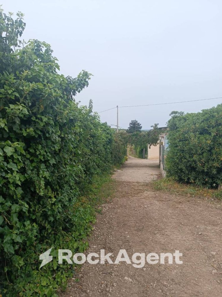 Villa de 3 dormitorios en Noto, Italy No. 300492