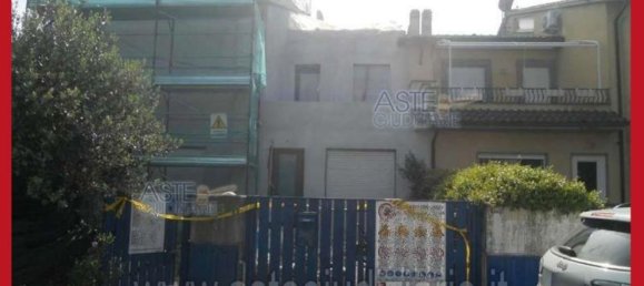 5 bedrooms Apartment in Rome, Italy No. 334102 17