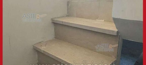 5 bedrooms Apartment in Rome, Italy No. 334102 5