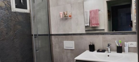 3-Zimmer Wohnung in Rome, Italy, Nr. 256387 10