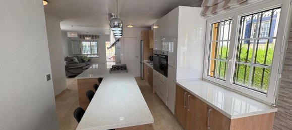 3 Schlafzimmer Villa in Alicante, Spain, Nr. 183757 12