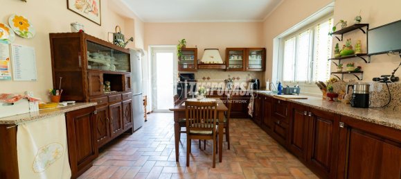 Villa de 8 habitaciónes en Lesa, Italy No. 71520 5