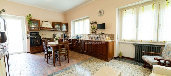 Villa de 8 habitaciónes en Lesa, Italy No. 71520 4