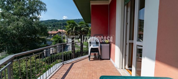 Villa de 8 habitaciónes en Lesa, Italy No. 71520 25