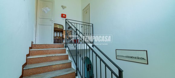 Villa de 8 habitaciónes en Lesa, Italy No. 71520 22