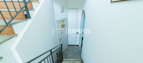 Villa de 8 habitaciónes en Lesa, Italy No. 71520 21