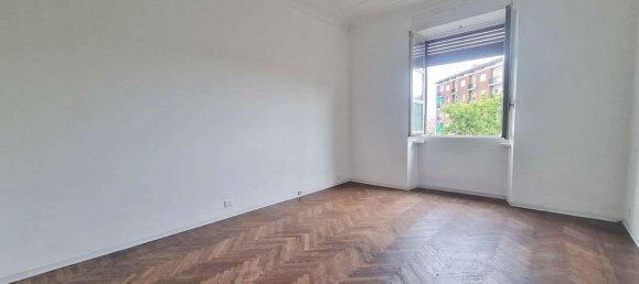 3-salle Appartement à Turin, Italy No. 265977 8