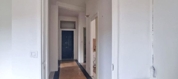 3-salle Appartement à Turin, Italy No. 265977 9