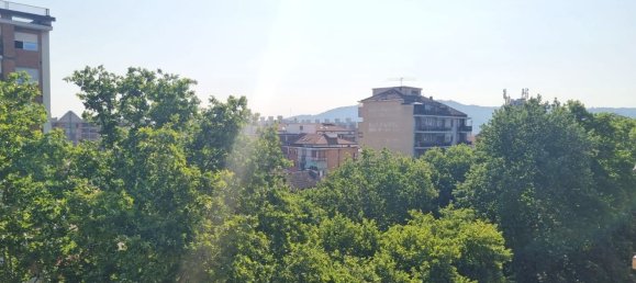 3-salle Appartement à Turin, Italy No. 265977 4