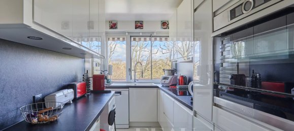 Apartamento de 2 dormitorios en Neuilly-sur-Seine, France No. 188497 2