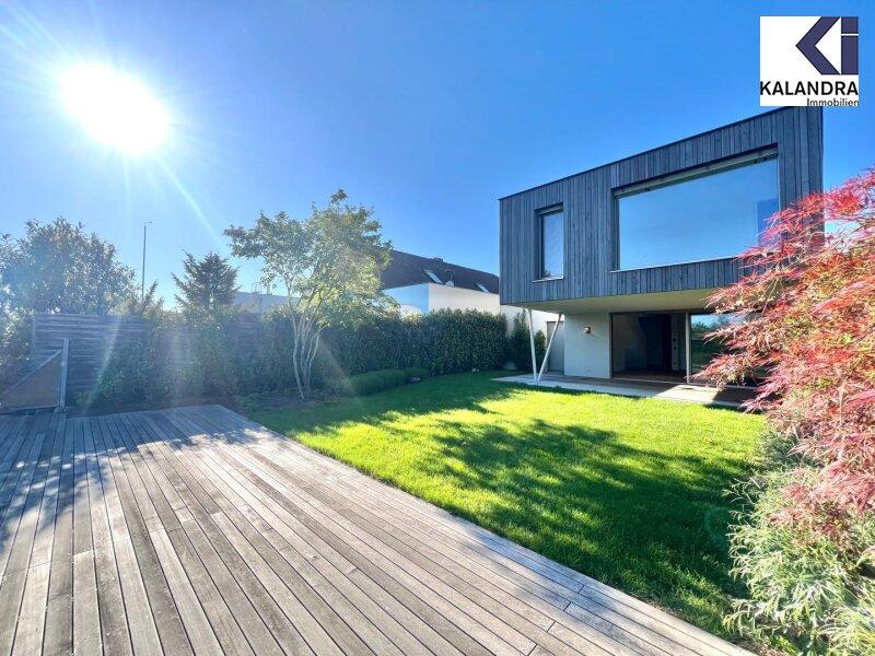 Вилла с 4 комнатами в Нойзидль ам Зе, Австрия № 227399