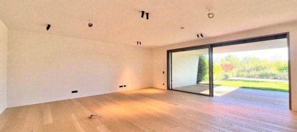 Вилла с 4 комнатами в Нойзидль ам Зе, Австрия № 227399 4