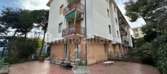 3 Schlafzimmer Wohnung in Genoa, Italy, Nr. 173577 13