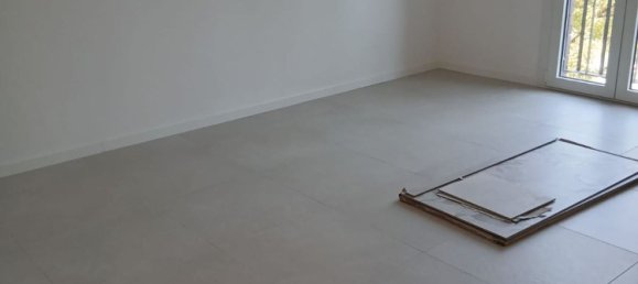 4 bedrooms Apartment in Reggio Emilia, Italy No. 365213 9