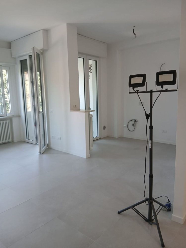 4 bedrooms Apartment in Reggio Emilia, Italy No. 365213