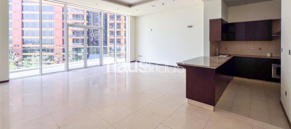 1 bedroom Apartment in Palm Jumeirah, UAE No. 99378 2
