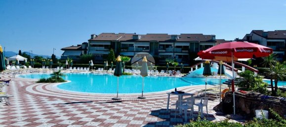 Apartamento de 4 habitaciónes en Desenzano del Garda, Italy No. 335614 23