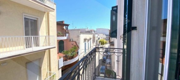 Квартира с 3 комнатами в Андрия, Италия № 233927 4