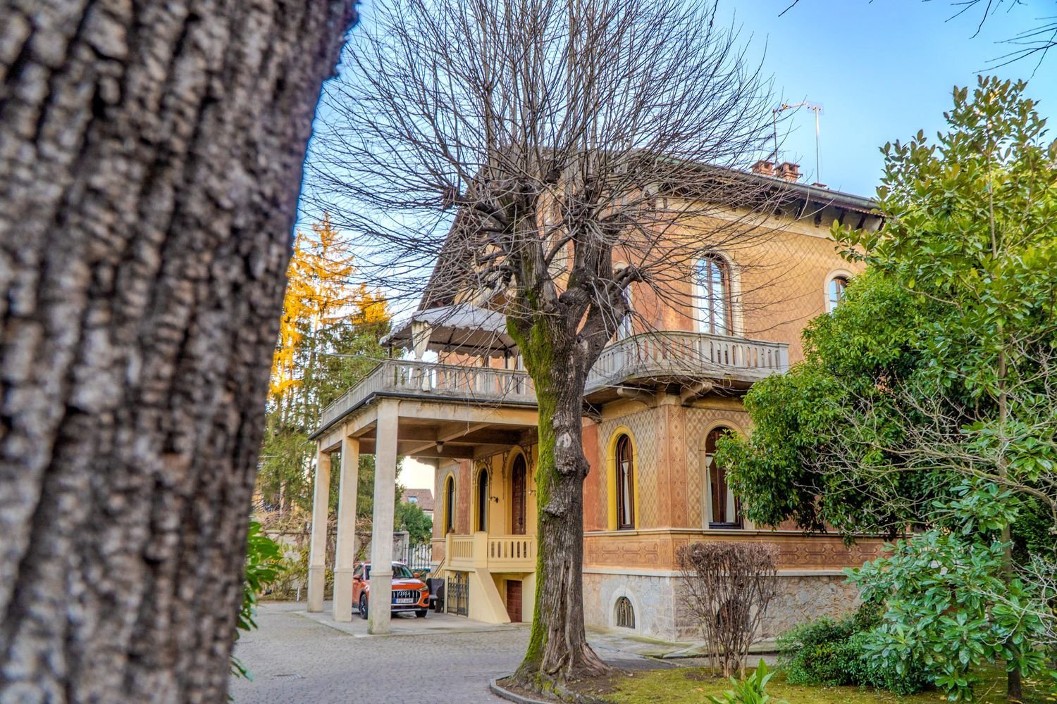 4 rooms Apartment in Arona, Italy No. 102509