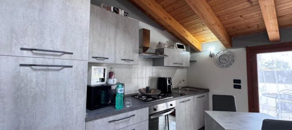 2-salle Appartement à Comezzano Cizzago, Italy No. 311835 17