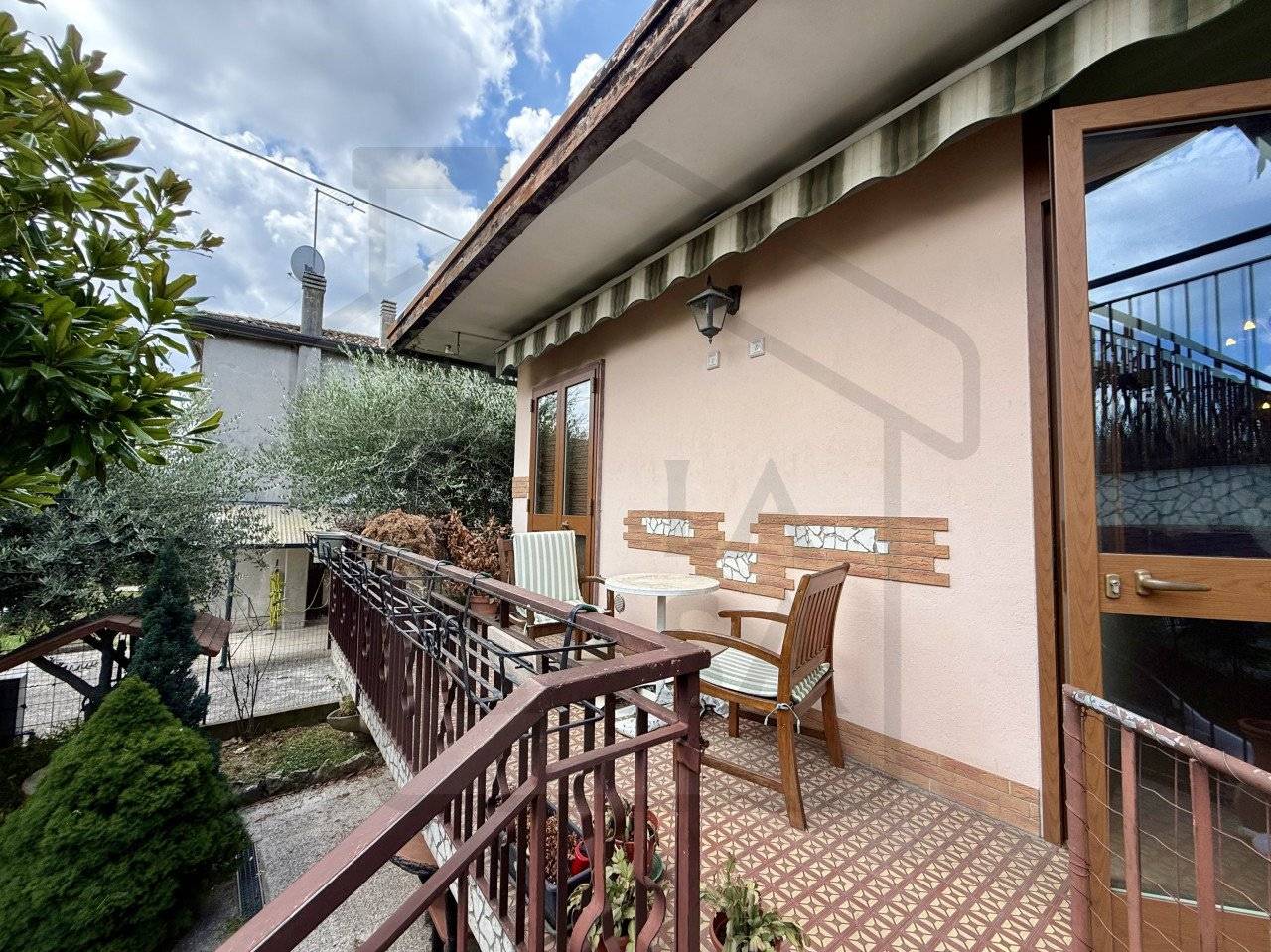 2 bedrooms House in Montegrotto Terme, Italy No. 307256