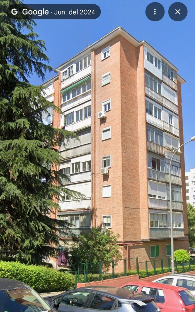 2 bedrooms Apartment in Madrid, Spain No. 184850