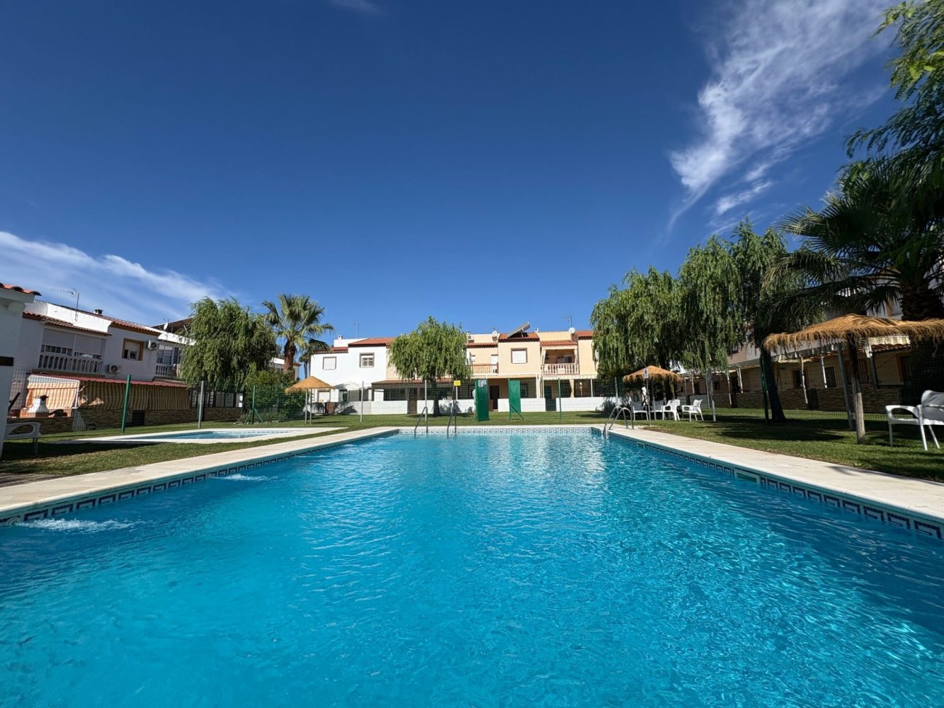 4 غرف نوم تاون هاوس في Huelva, Spain رقم 213841