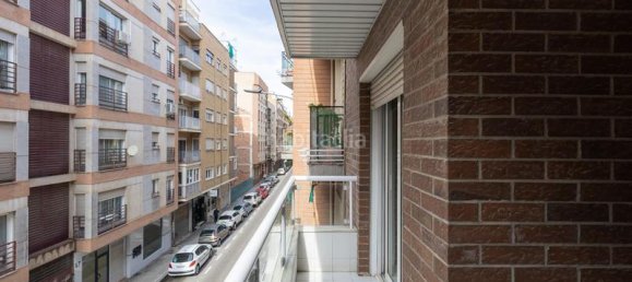 4 bedrooms Apartment in Granada, Spain No. 108852 2