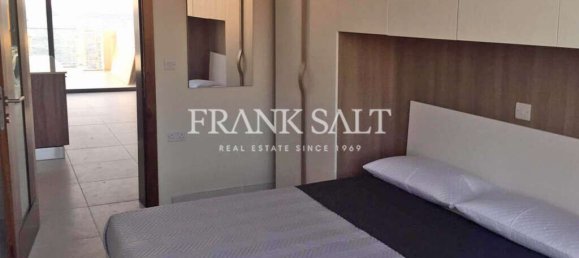 Penthouse T3 em Saint Paul's Bay, Malta N.º 4277 8