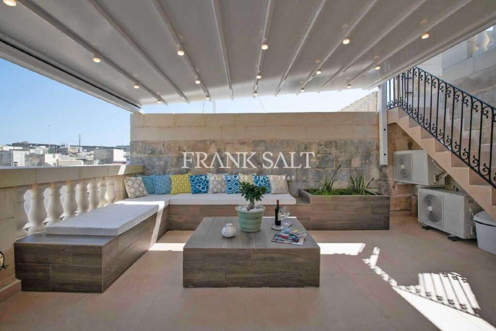 250m² Hotel in Bormla, Malta No. 13551