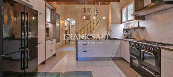 250m² Hotel in Bormla, Malta No. 13551 5