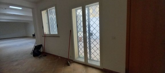 Imóvel comercial de 2 divisões em Frascati, Italy N.º 175929 4