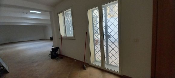 Imóvel comercial de 2 divisões em Frascati, Italy N.º 175929 5