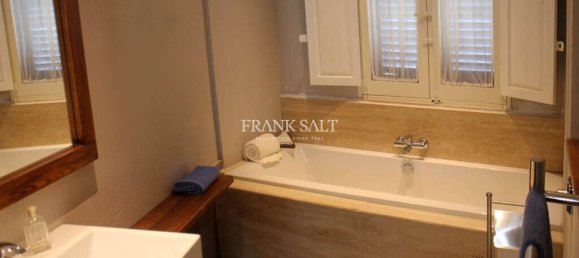 3 bedrooms Townhouse in Sliema, Malta No. 6702 15