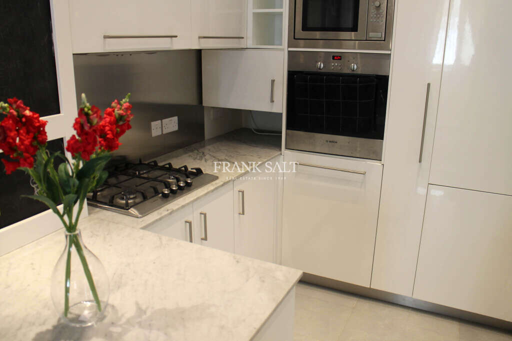 3 bedrooms Townhouse in Sliema, Malta No. 6702