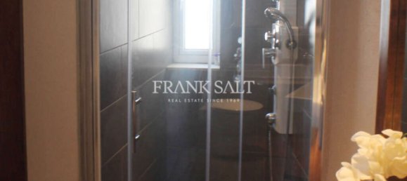 3 bedrooms Townhouse in Sliema, Malta No. 6702 16