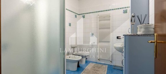 6 rooms House in Ferrara, Italy No. 41252 42