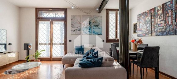 6 rooms House in Ferrara, Italy No. 41252 9