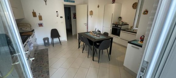 3 rooms Villa in Comacchio, Italy No. 127969 6