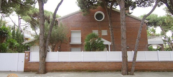 5 bedrooms Villa in Castelldefels, Spain No. 90 5