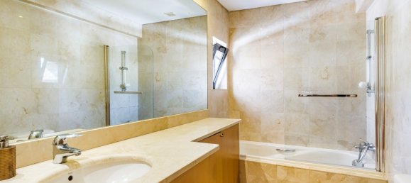 5 bedrooms Apartment in Porto, Portugal No. 108495 22